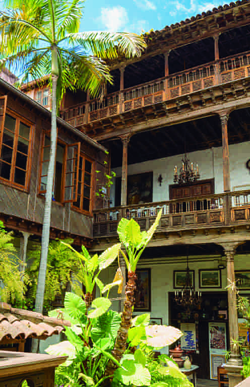 Casa de los Balcones